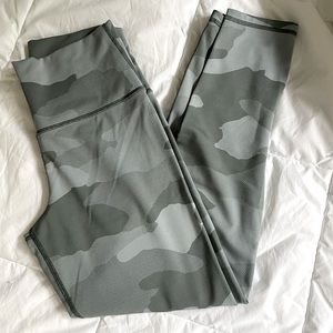 Aerie camo leggings